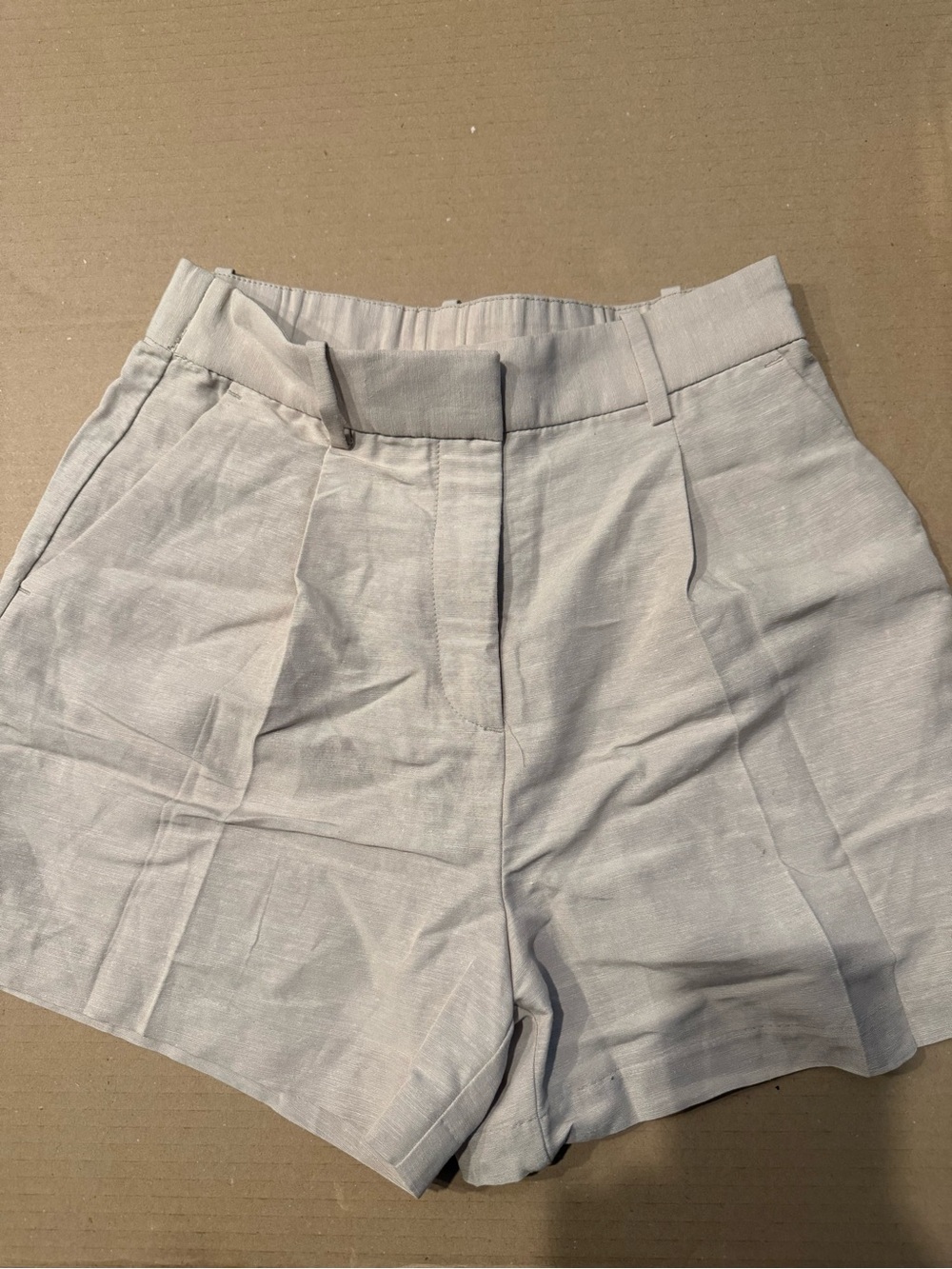 H&M High Rise Linen Blend Pleated Shorts